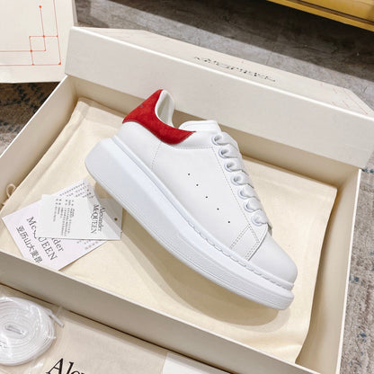 Sneakers & Shoes