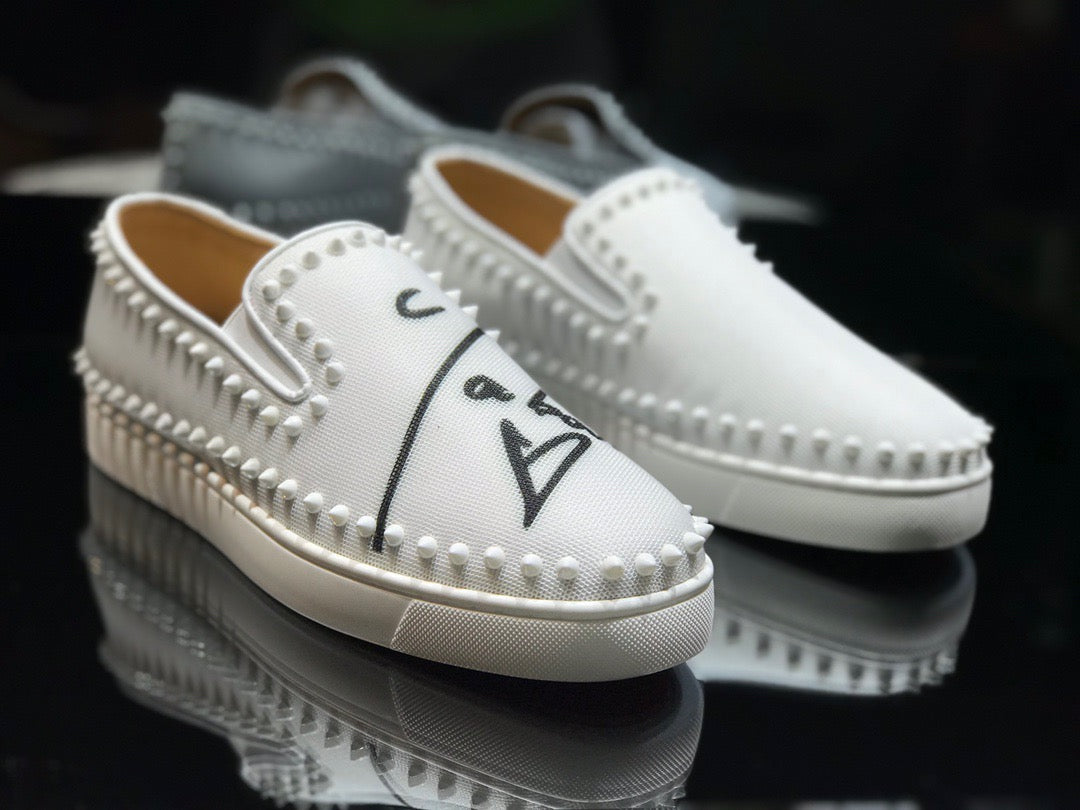 Sneakers & Shoes
