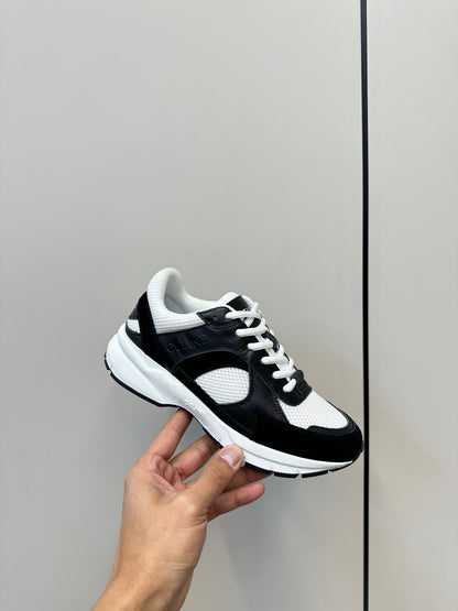 RUNNER CR-03 LOW LACE-UP IN WHITE MESH AND BLACK CALFSKIN