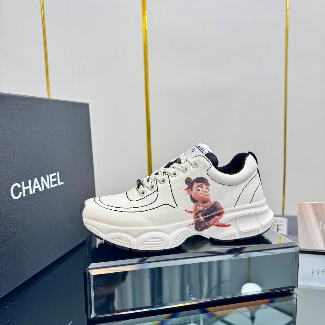 TRAINERS SNEAKER IN WHITE CALFSKIN WITH STICKER 238623