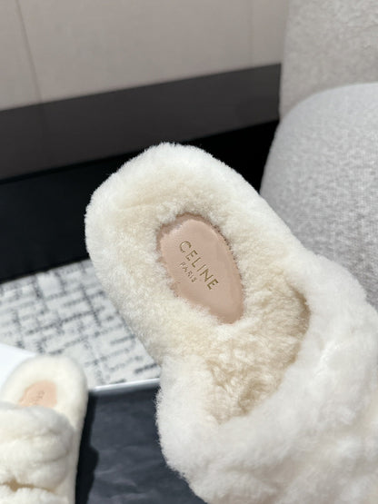 DAD SANDAL MULE IN WHITE SHEARLING