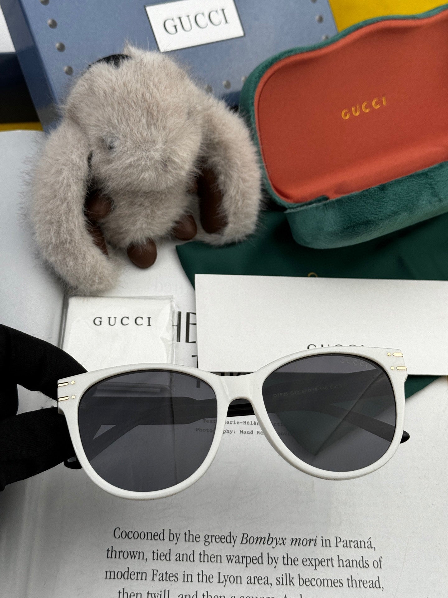 ROUND FRAME SUNGLASSES G6752 IN ACETATE