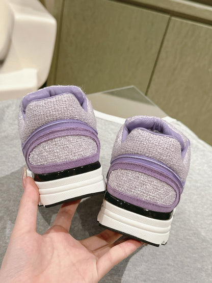 TRAINERS IN LIGHT PURPLE SUEDE AND CALFSKIN