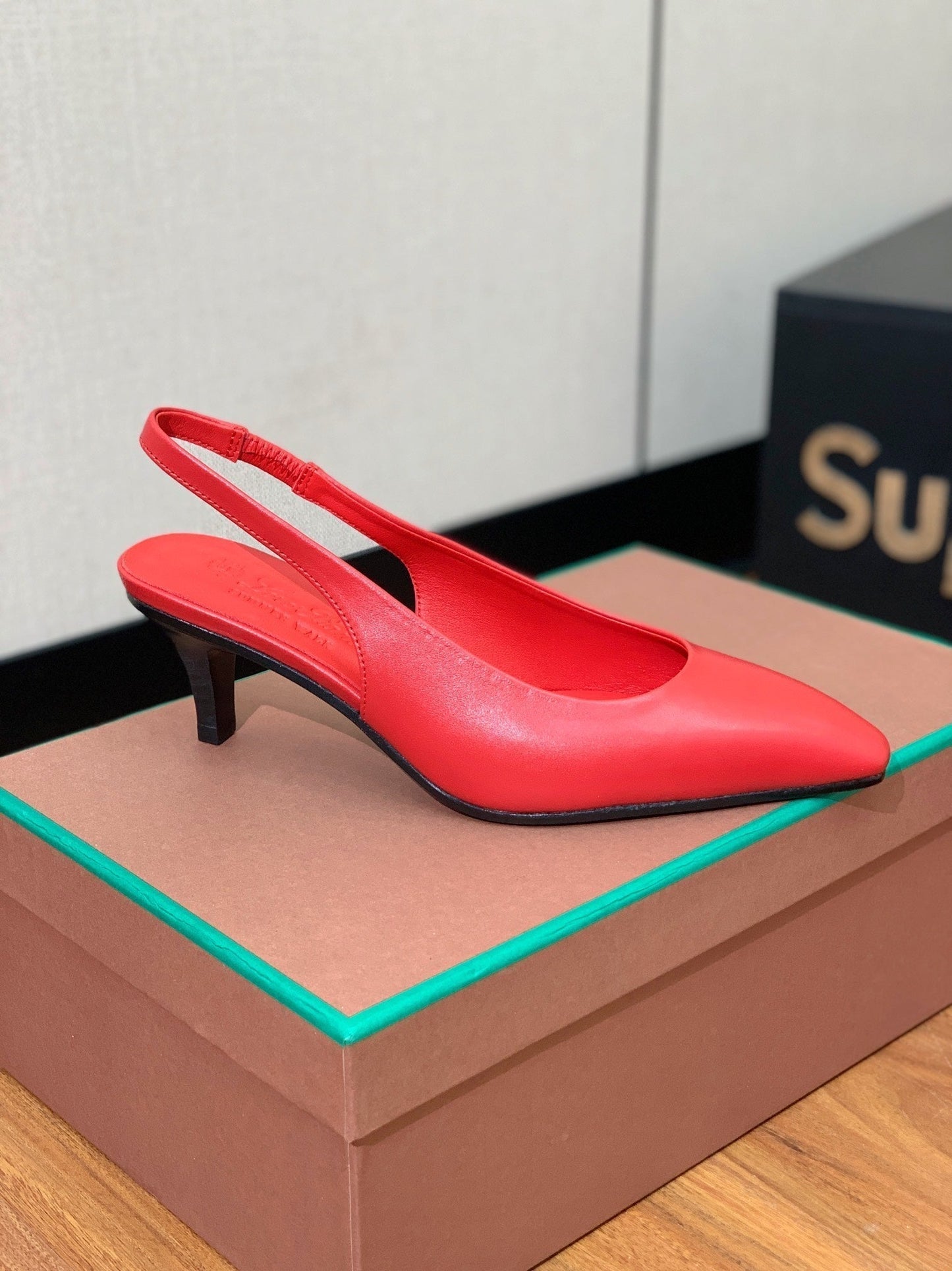 LP POINTED TOE MID-HEEL SLINGBACK ROSE CALFSKIN
