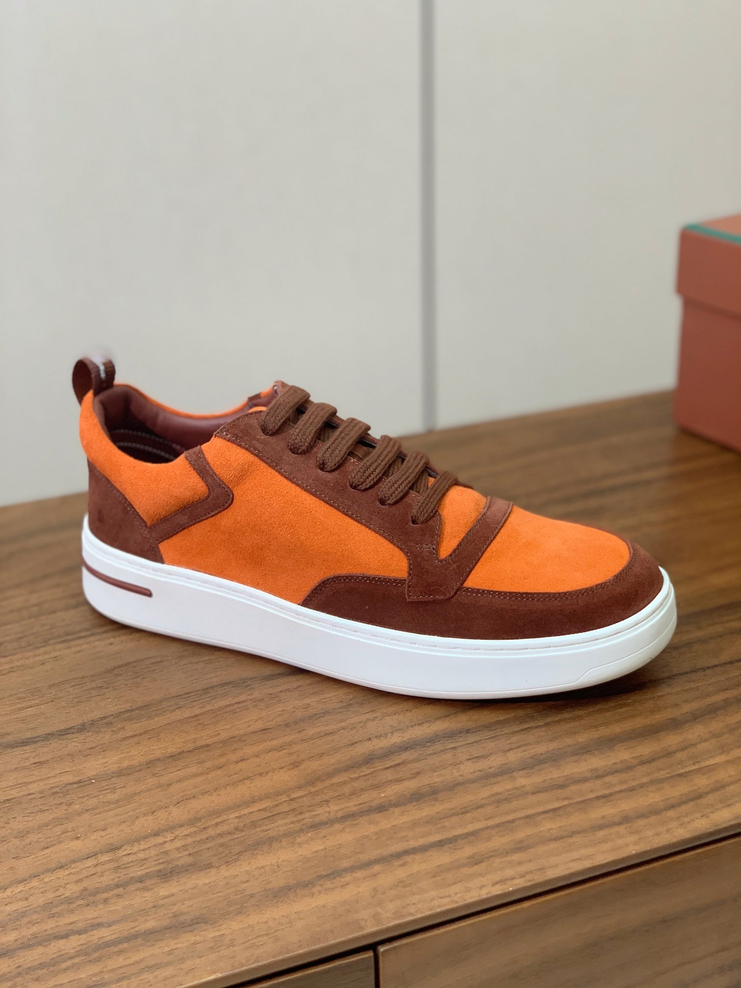 LP NEWPORT WALK SNEAKERS ORANGE SUEDE