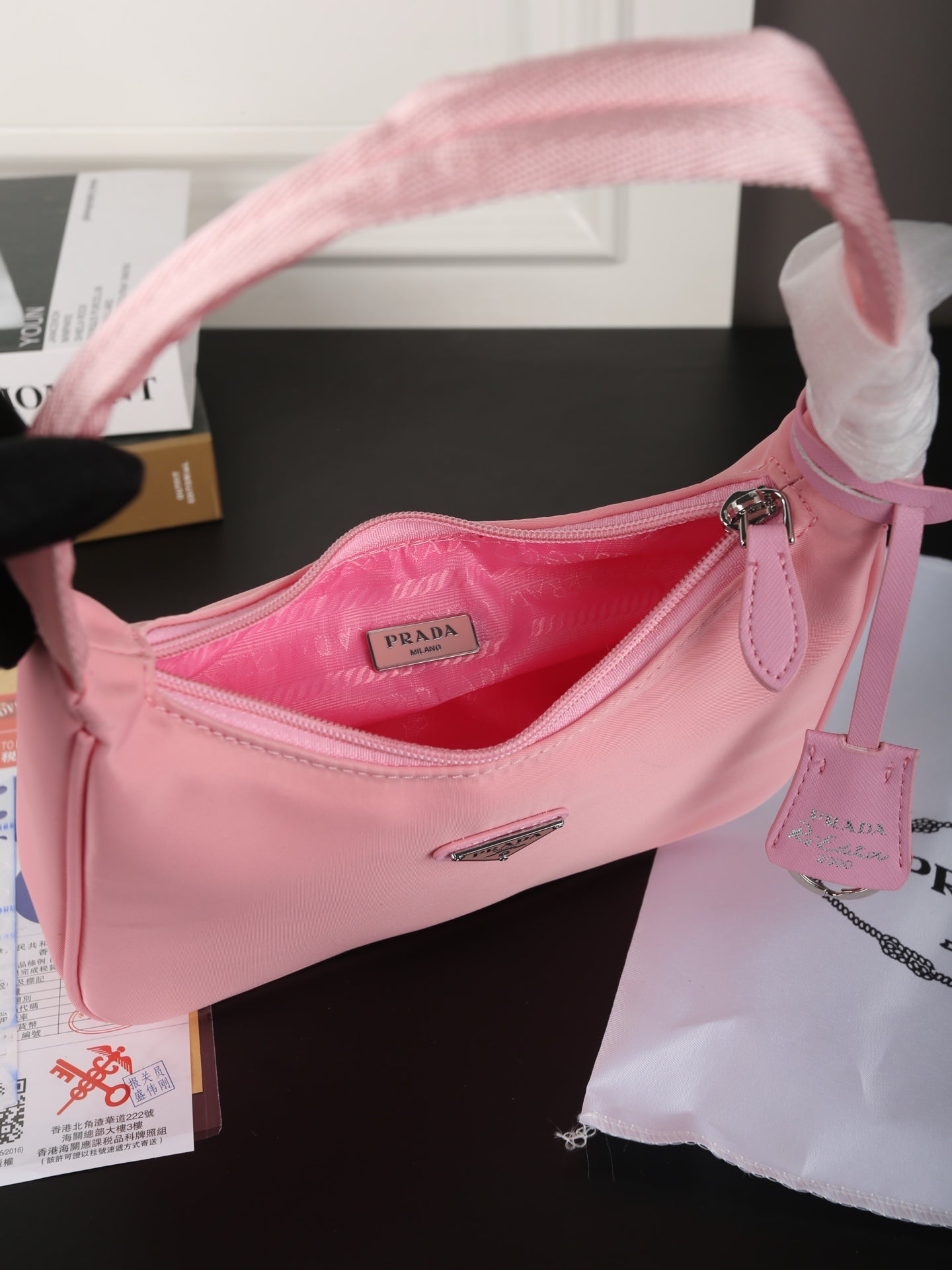 HOBO RE-EDITION BAG 22 IN BABY PINK RE-NYLON
