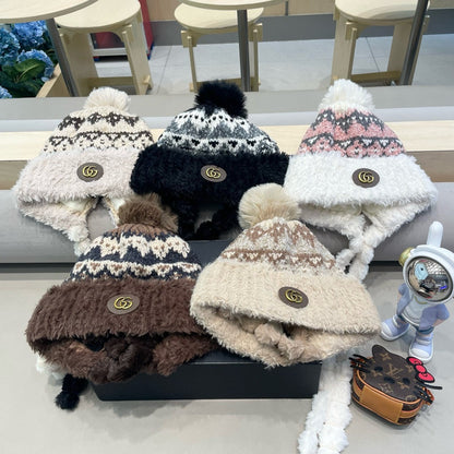 BEANIE HAT IN COLORFUL WOOL 400961
