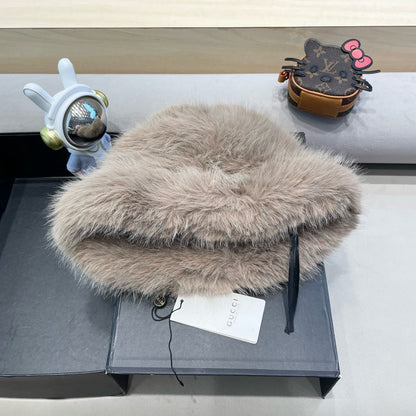 BUCKET HAT IN KHAKI BROWN FOX FUR 404749