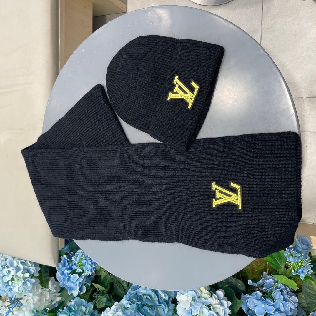SET SCARF AND HAT IN BLACK WOOL 406533