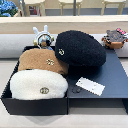 BERET HAT IN CAMEL BEIGE WOOL 430080