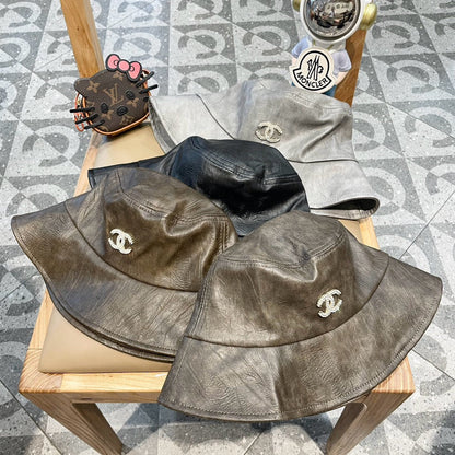 BUCKET HAT IN WOOD BROWN CALFSKIN 431731