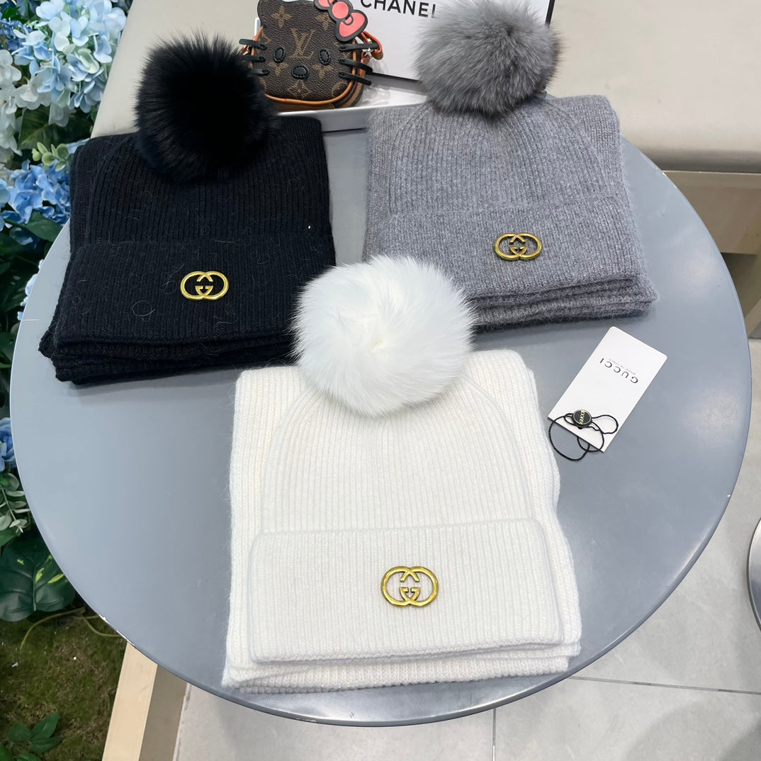 SET SCARF AND HAT IN BLACK CASHMERE 436221