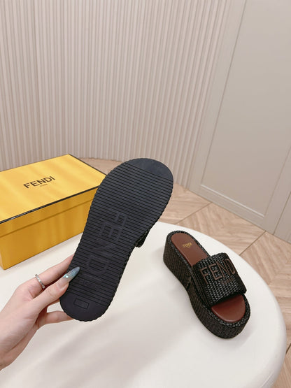 FENDI SIGNATURE WEDGE PLATFORM 6 CM IN BLACK FIBRE WITH BROWN EMBROIDERED LOGO