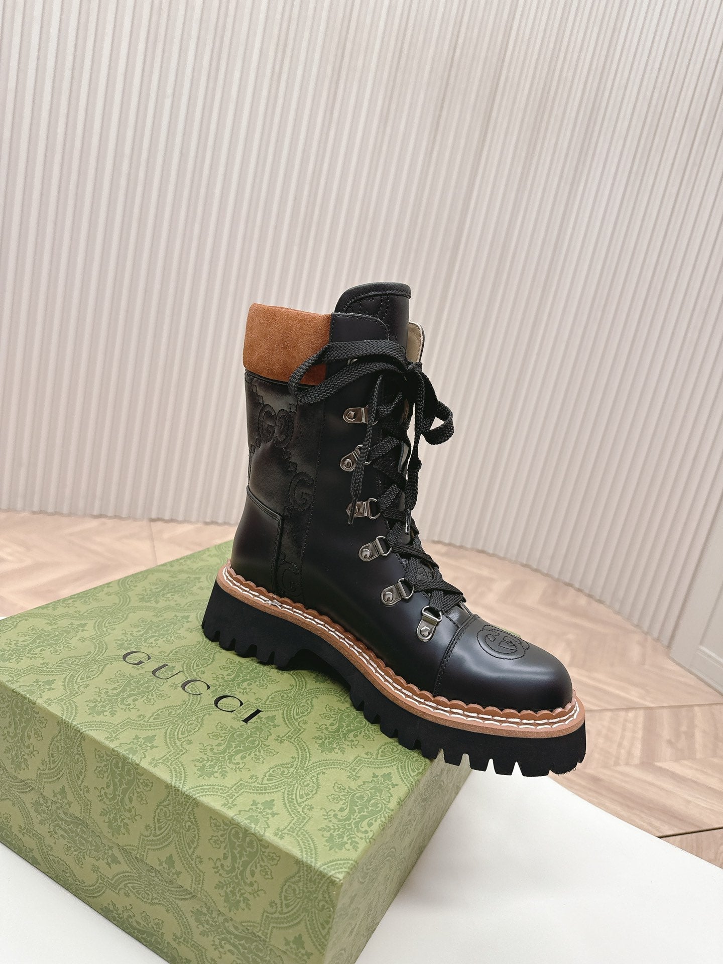 MARTIN LACE-UP ANKLE BOOTS IN BLACK EMBOSSED CALFSKIN MIX BROWN SUEDE