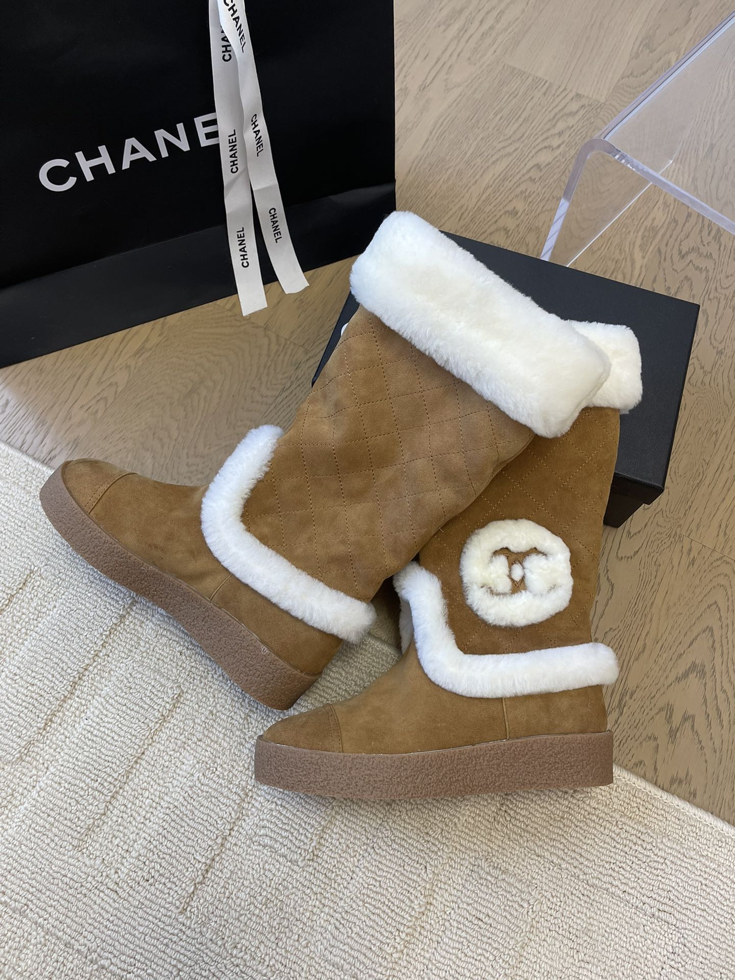 HIGH BOOTS IN CIDER BROWN SUEDE AND FLEECE LINING