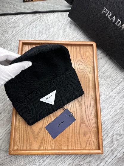 BEANIE HAT IN BLACK WOOL AND RABBIT FUR 436400
