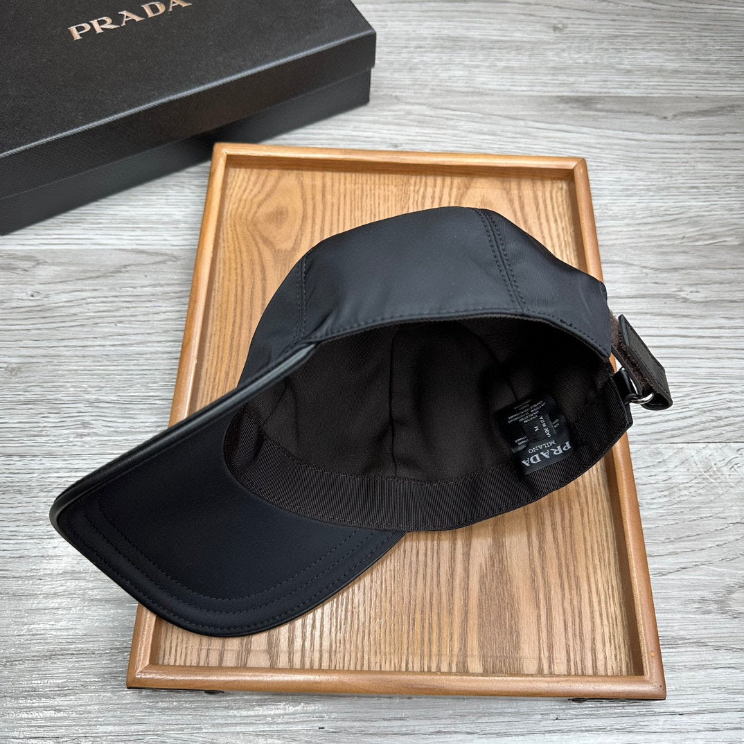 BASEBALL HAT IN BLACK RE-NYLON 214514