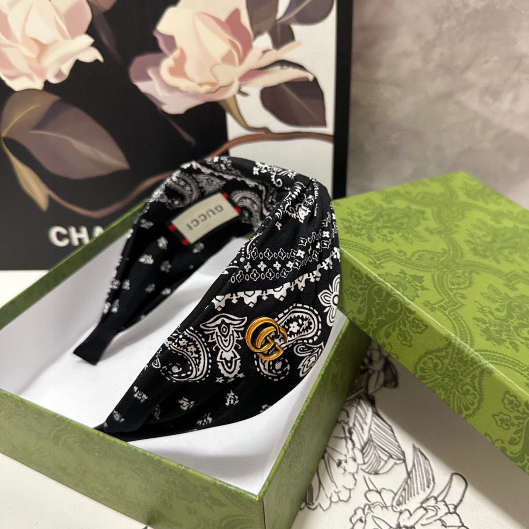 HAIRBAND IN BLACK MIX WHITE PATTERN FABRIC 299345