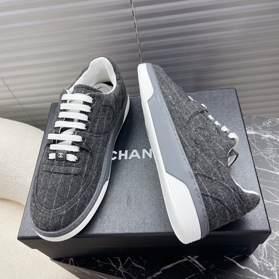 TRAINER SHOES IN MOUSE GRAY WOOL FABRIC