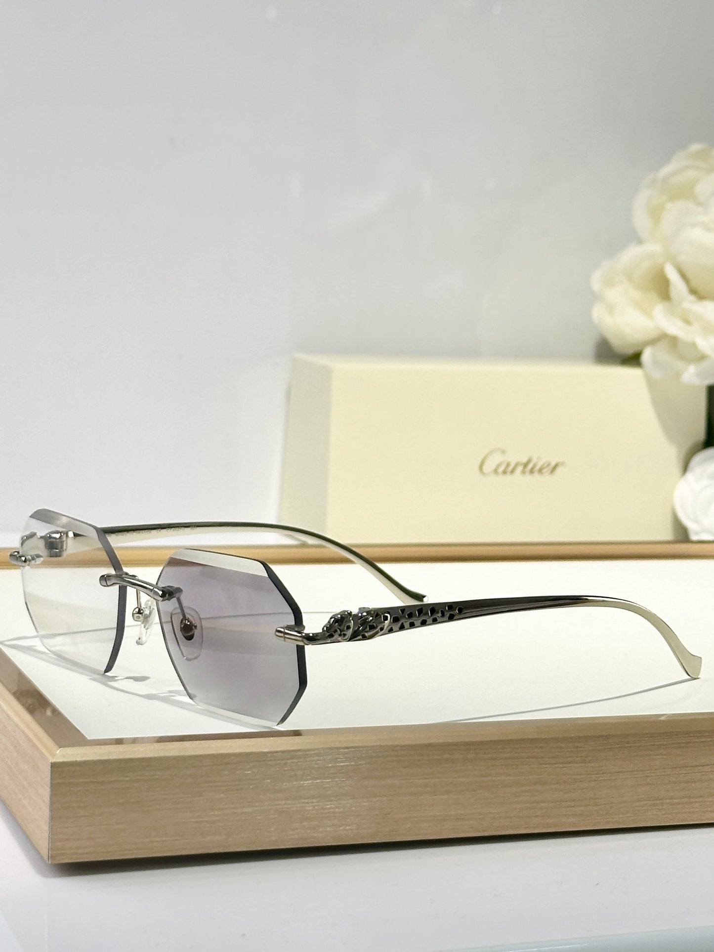PANTHÈRE RIMLESS GEOMETRIC FRAME SUNGLASSES 580912 IN METAL