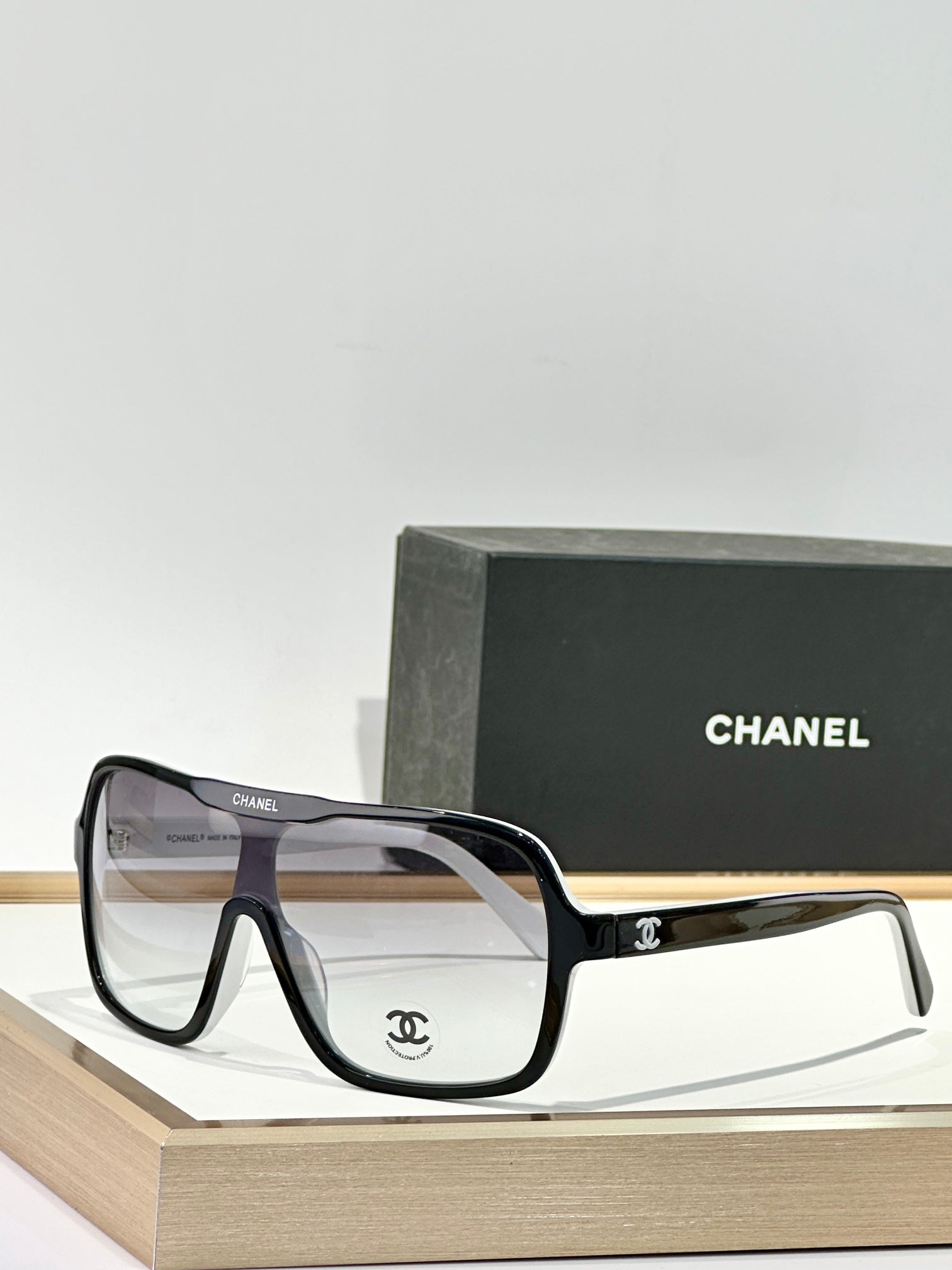 SQUARE SUNGLASSES 71655 IN ACETATE