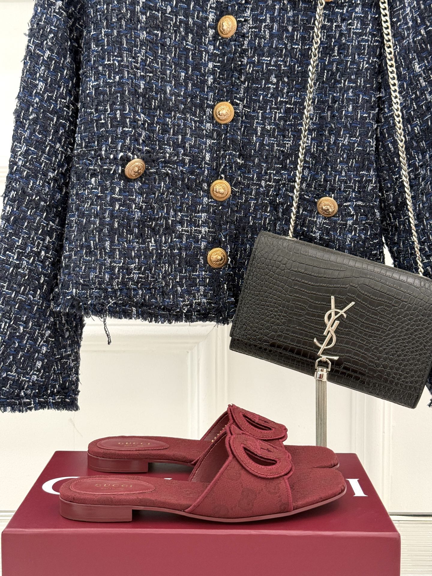 SLIDE SANDALS IN RED FABRIC EMBOSSED LOGO STYLE 4