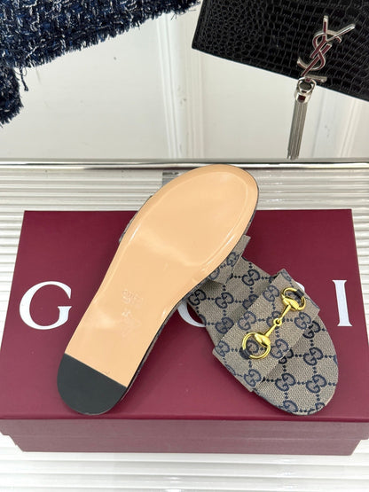 SLIDE SANDALS IN WARM BEIGE FABRIC EMBOSSED LOGO