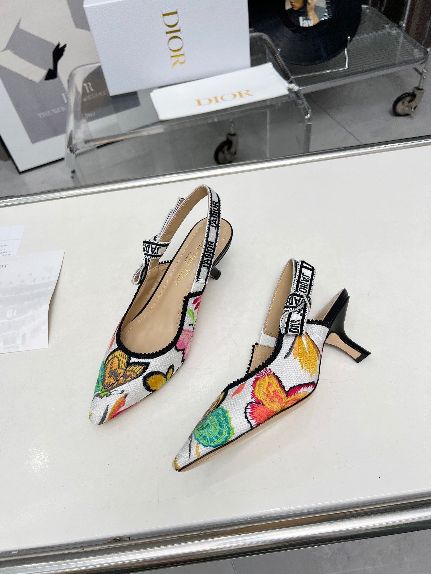 J'ADIOR SLINGBACK PUMP COLORFUL NATURAL RAFFIA AND EMBROIDERED COTTON 65 MM 130844