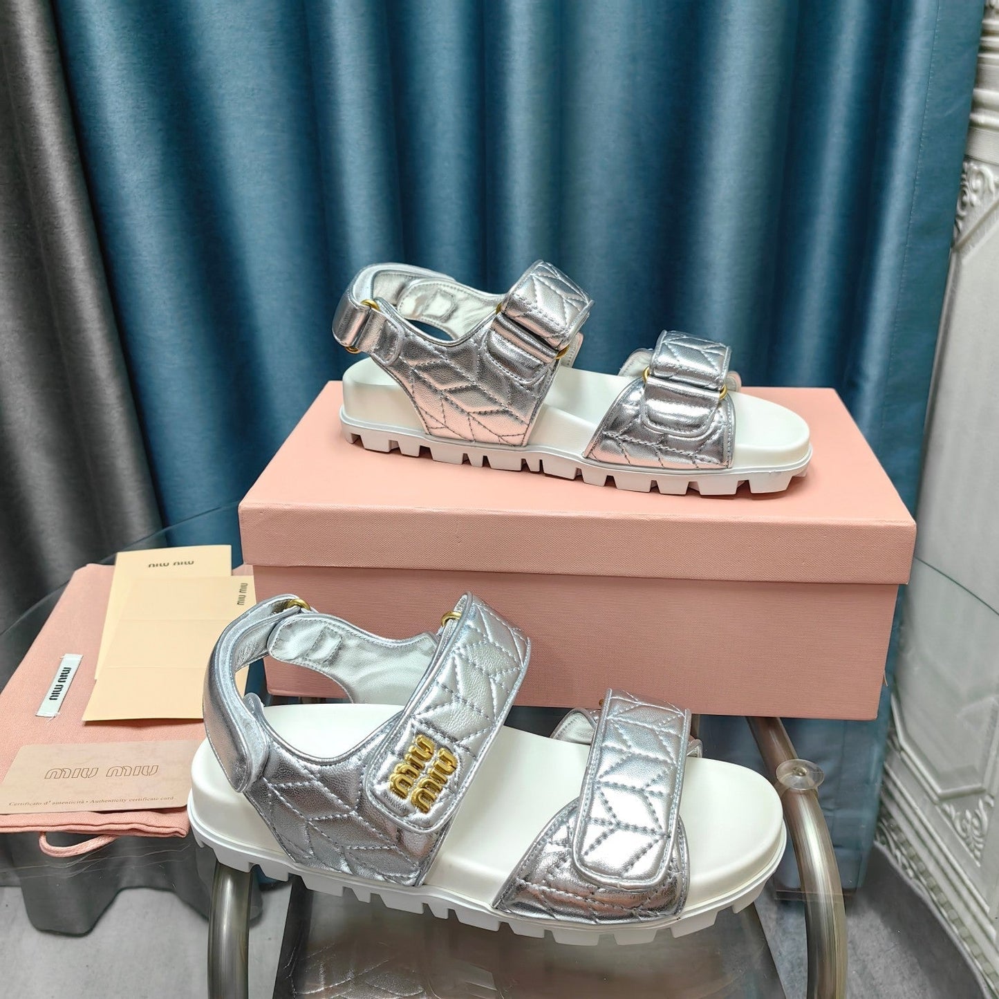 SANDALS WHITE MIX SILVER SHEEPSKIN WITH HORIZONTAL STRAPS