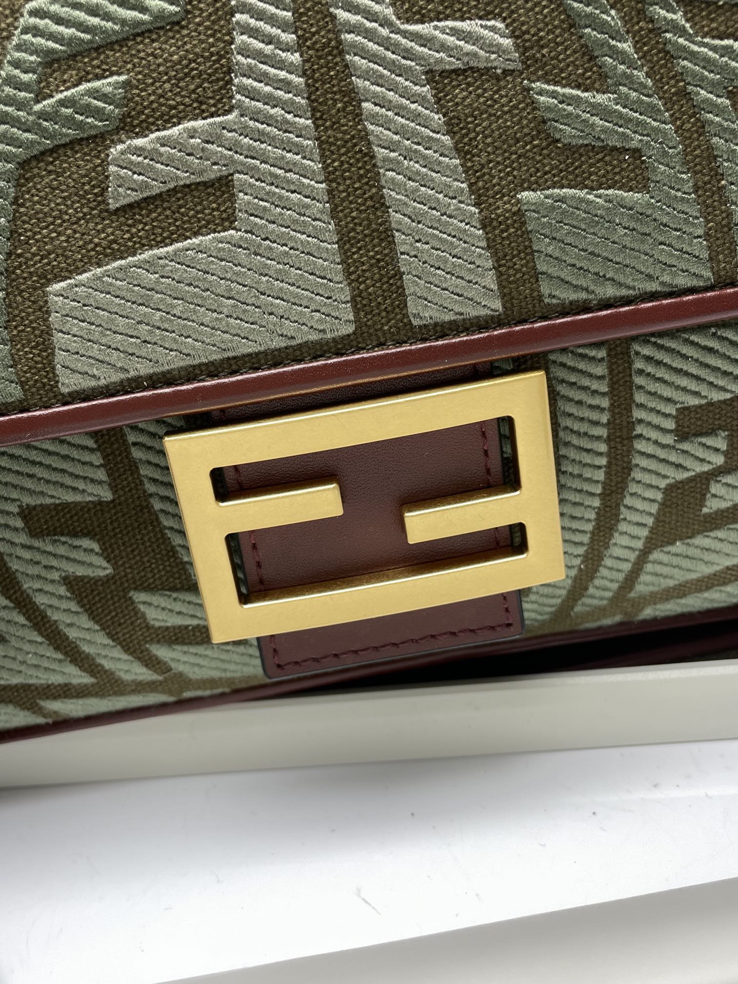 Fend Baguette 27 Bag Embroidered Green Canvas Ghw