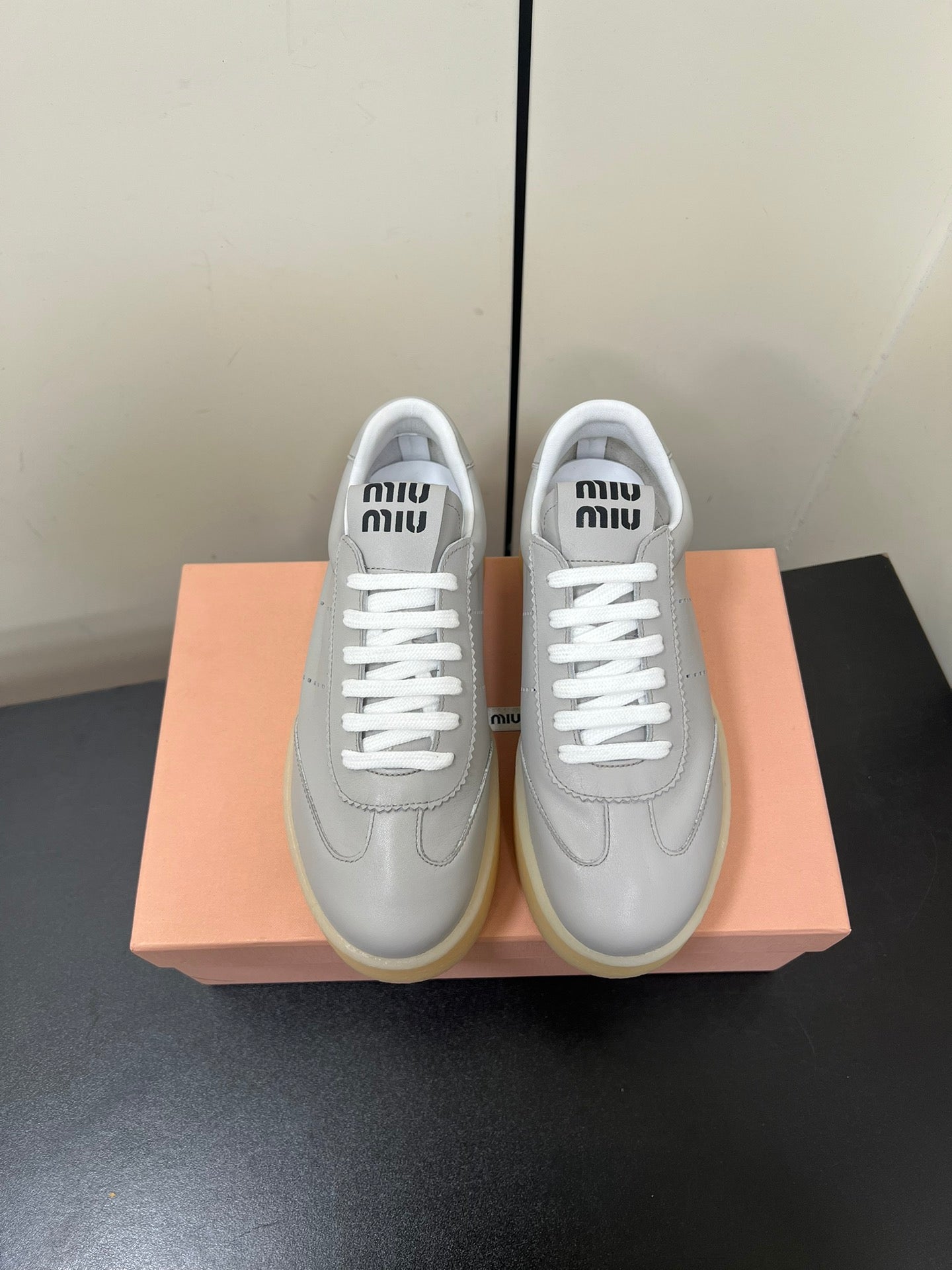 THICK-SOLED RETRO SNEAKERS IN PALE GRAY SMOOTH LAMBSKIN