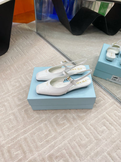 MARY JANE SLINGBACK SQUARE TOE IN WHITE PATENT SHEEPSKIN