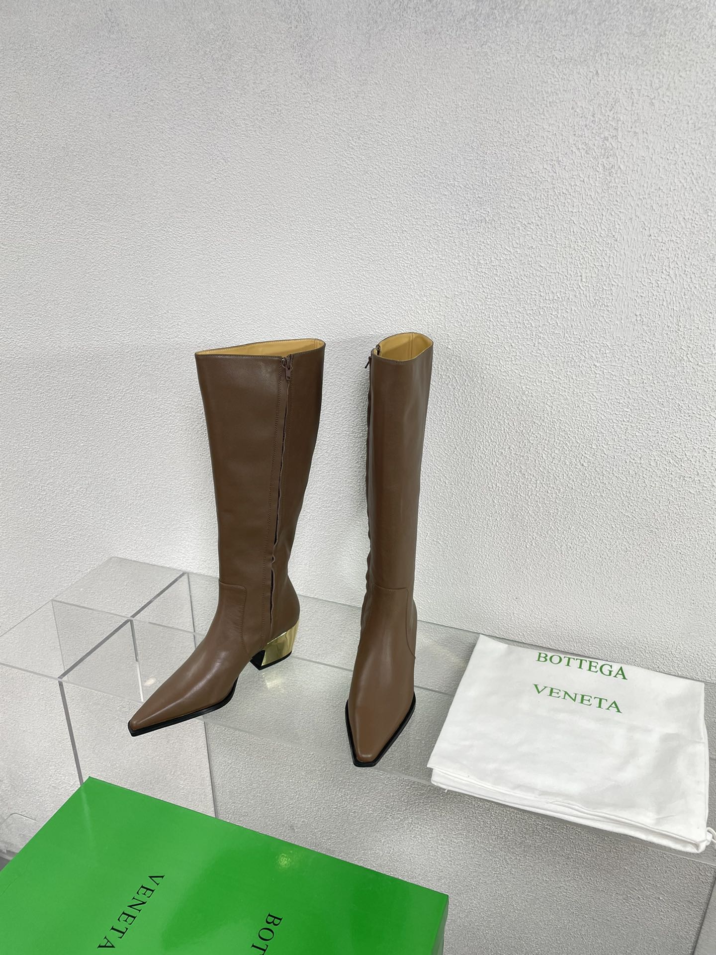 TEX HIGH BOOT IN MEDIUM BROWN PATENT CALFSKIN