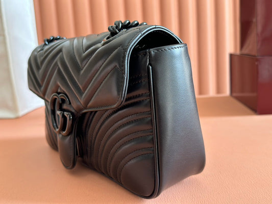 MARMONT SHOULDER BAG 26 IN BLACK CALFSKIN BLACK CHAIN