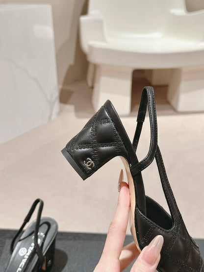 HIGH SLINGBACKS IN BLACK LAMBSKIN AND SATIN