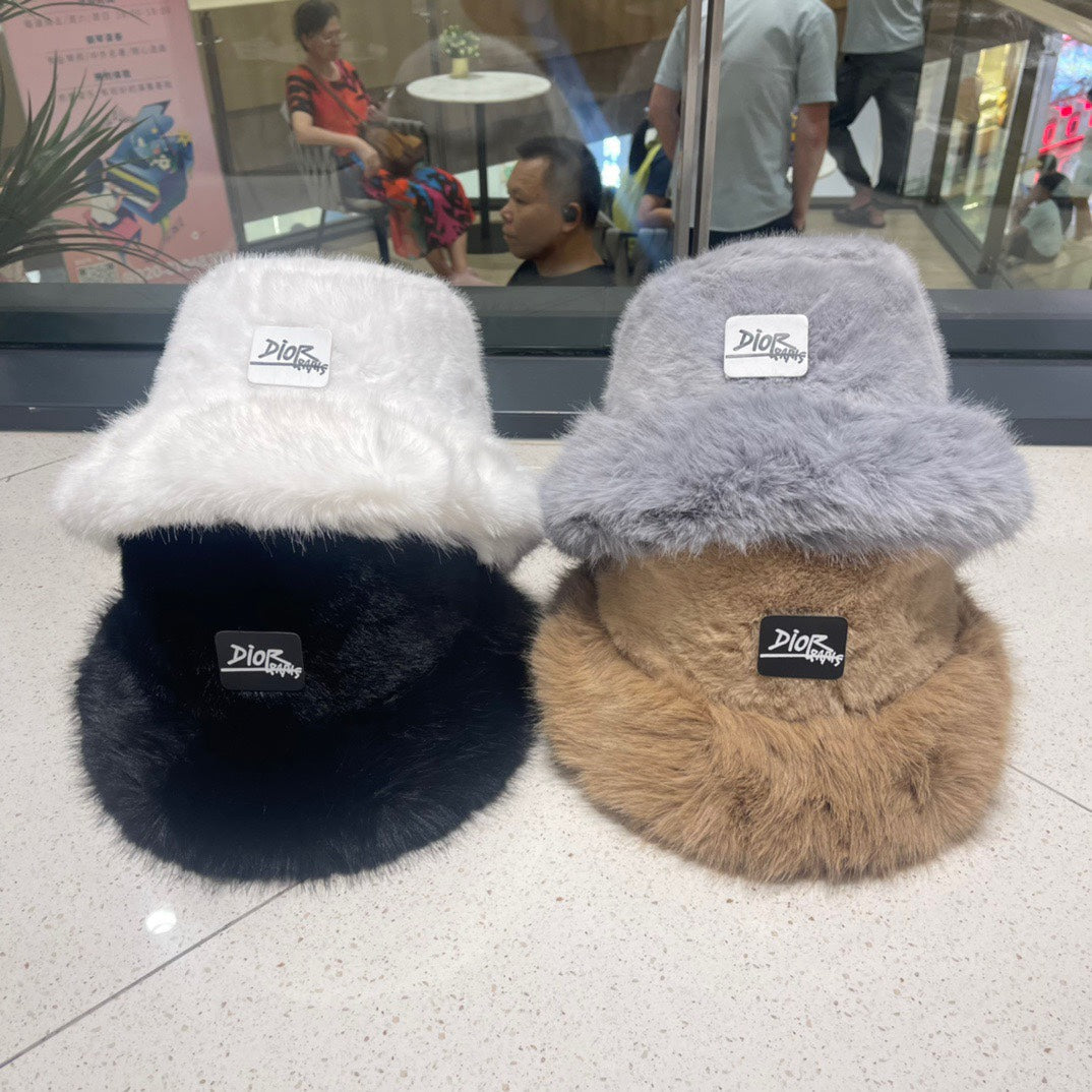PLUSH FISHERMAN HAT IN CAMEL BEIGE RABBIT FUR 426097