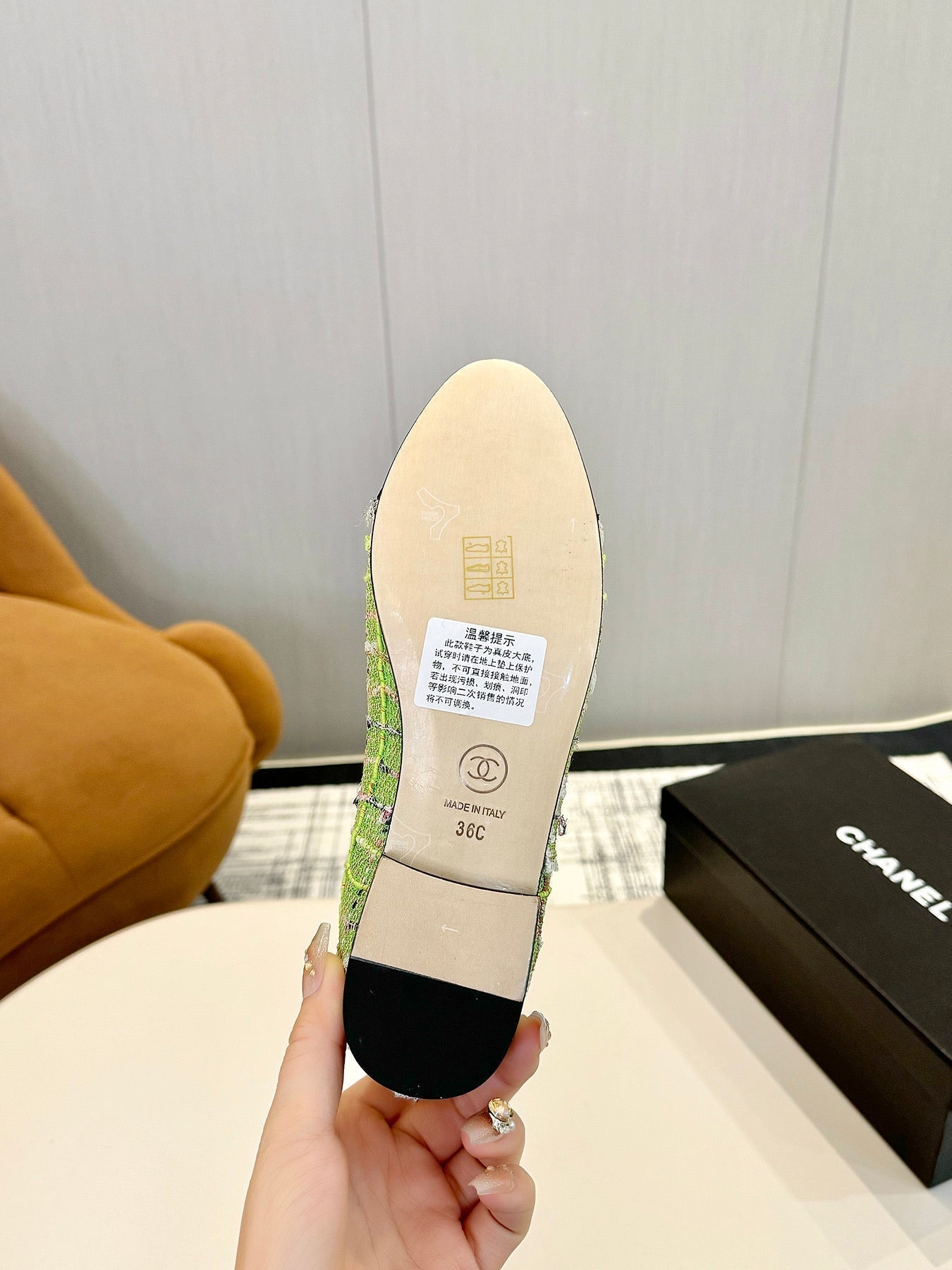 BALLET FLATS IN EMERALD GREEN TWEED AND FABRIC