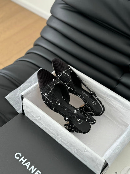 HIGH SLINGBACK IN BLACK TWEED AND LAMBSKIN