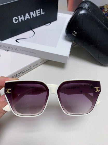 SQUARE SUNGLASSES 632696 IN WHITE ACETATE
