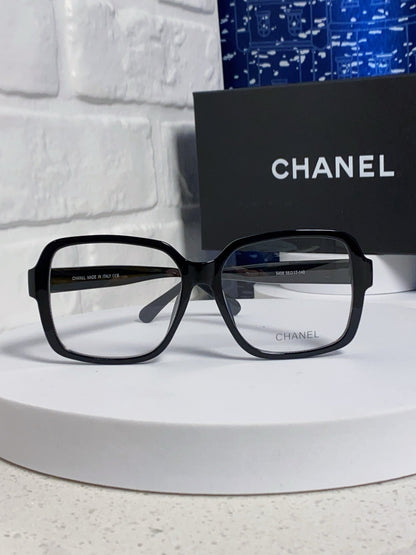 SQUARE SUNGLASSES 638934 IN BLACK ACETATE
