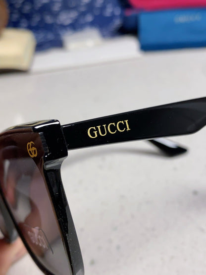 SQUARE FRAME SUNGLASSES 575854 IN BLACK ACETATE