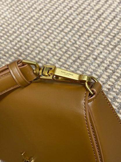 VOLTAIRE TOP HANDLE IN BOX 21 IN TAWNY BROWN CALFSKIN GOLD HARDWARE
