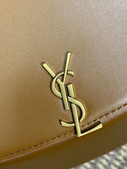 VOLTAIRE TOP HANDLE IN BOX 21 IN TAWNY BROWN CALFSKIN GOLD HARDWARE