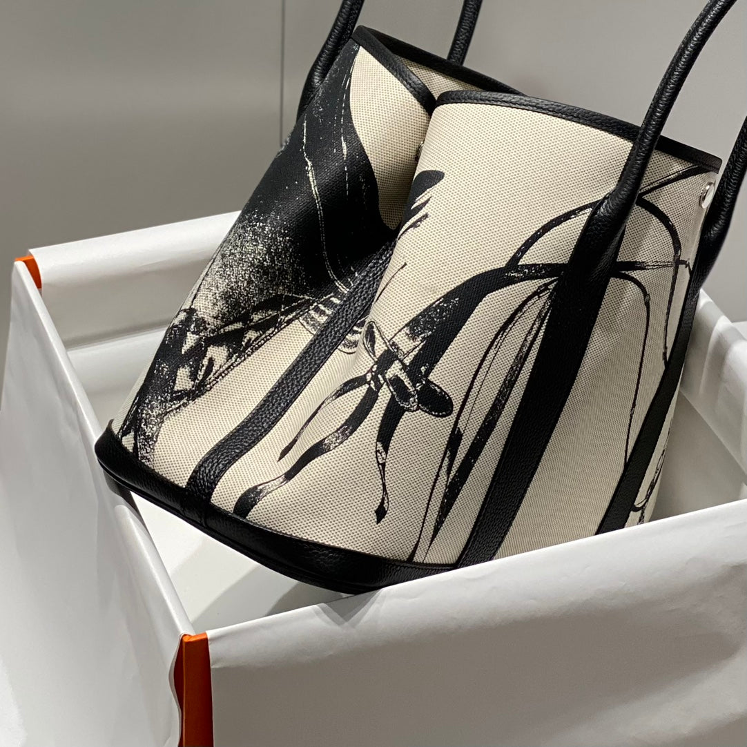 GARDEN PARTY 36 IN BEIGE AND BLACK TOILE H CANVAS BLACK CALFSKIN HORSE TACK SKETCH PRINT