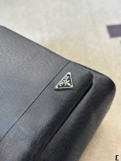 FRONT ZIP POCKET BACKPACK 38 IN BLACK GRAINED CALFSKIN