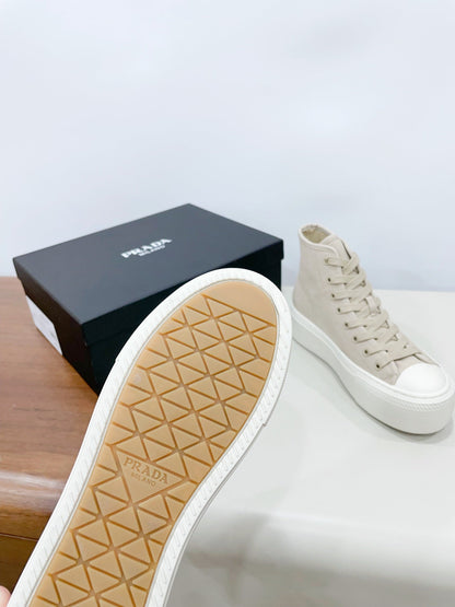 HIGH-TOP SEANKERS IN BEIGE CANVAS