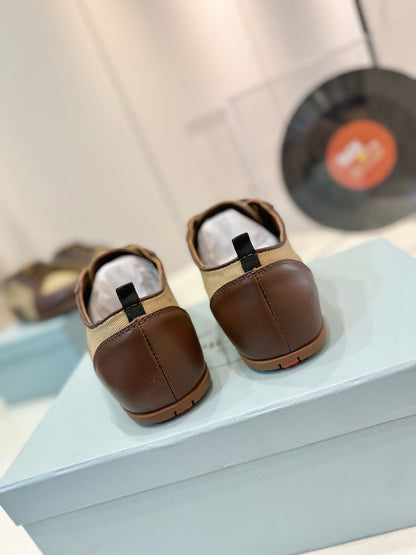 SNEAKERS IN BROWN LAMBSKIN AND BEIGE CANVAS