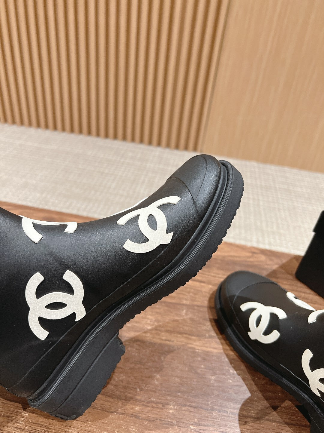 CC RAIN BOOTS BLACK TPU WITH WHITE LOGO
