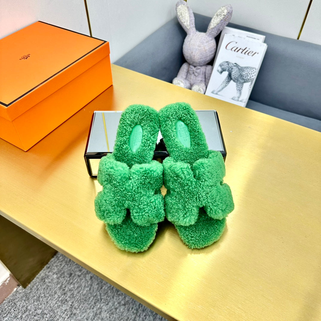 0RAN SHEARLING SANDALS EMERALD GREEN