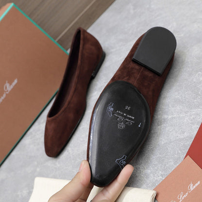 CLASSIC BALLET SHOES IN BROWN SUEDUE